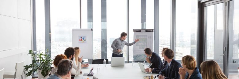 Effektive Meetings halten, sicher moderieren und mit einer erfolgreichen Präsentation bei den Kunden glänzen – Seminaranbieter mit TOP-Bewertungen