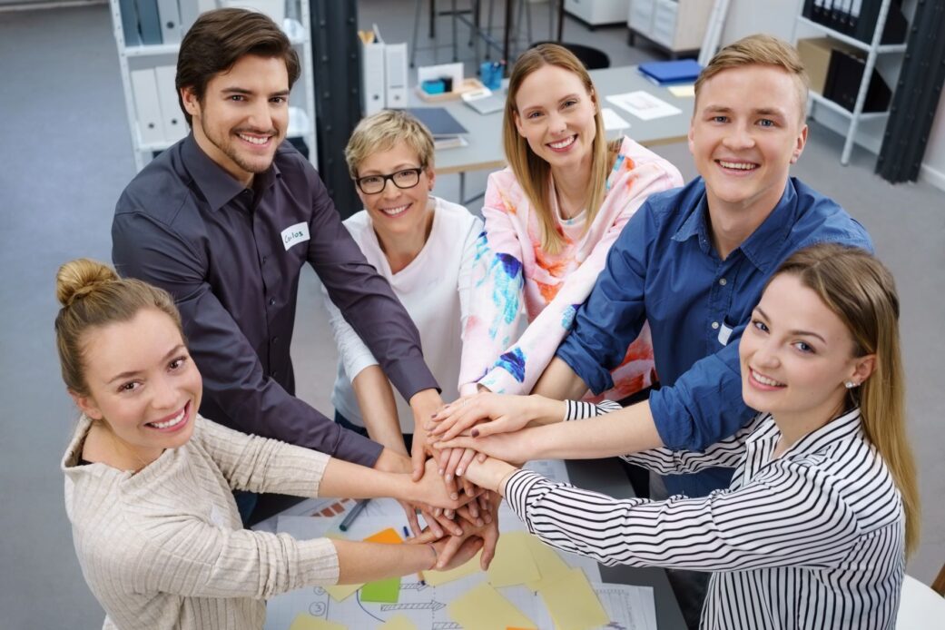 Interaktive kompakte Seminare aus einer Hand -  Präsentationstraining, Kommunikationstraining und Kundenservice in Hamburg
